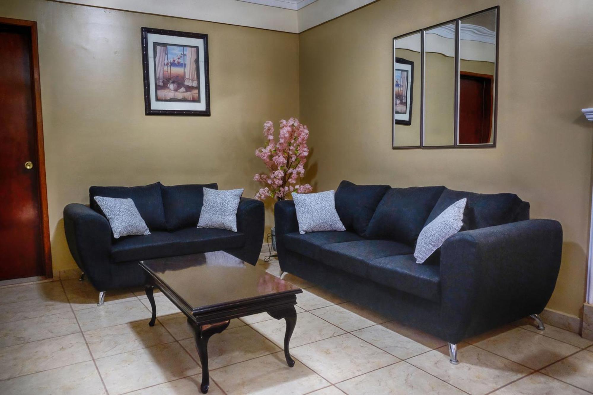 Hotel Oasis Ciudad Constitución Extérieur photo